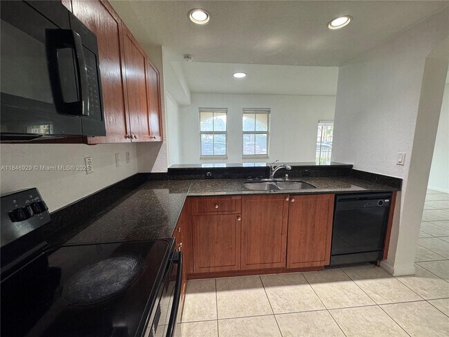 Building Photo - 10885 NW 89th Terrace