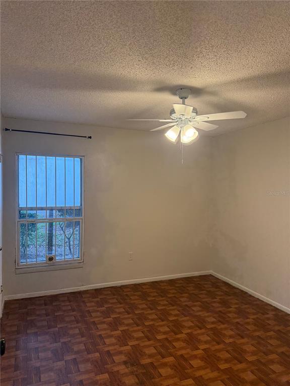 Building Photo - 3827 Bay Club Cir