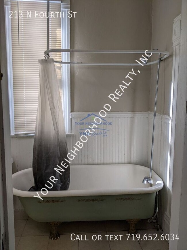 Building Photo - 213 N Fourth St-