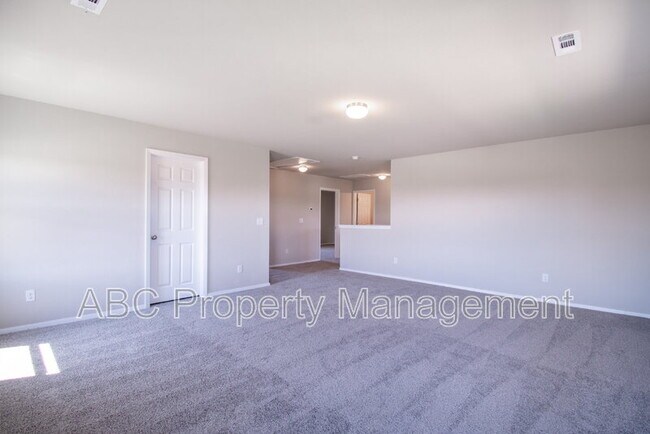 Building Photo - 1751 Eveningshade Ln