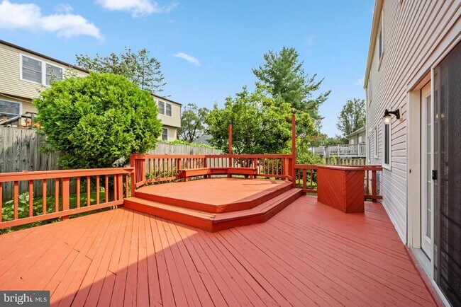 Building Photo - 4005 Pickstone Dr
