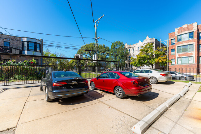 Building Photo - 4902 S Vincennes Ave