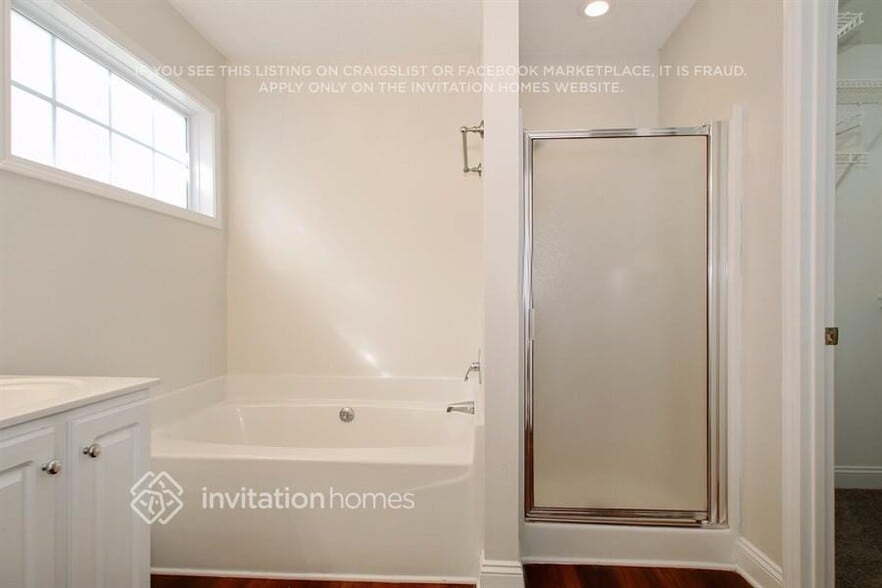 Building Photo - 1616 Battle Ln