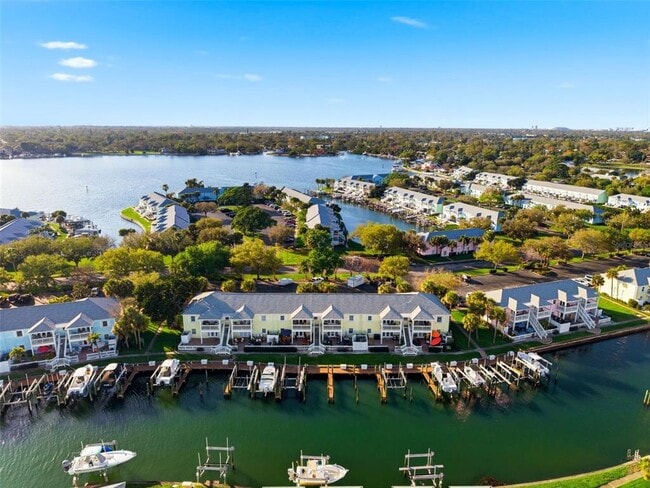 Building Photo - 5174 Beach Dr SE