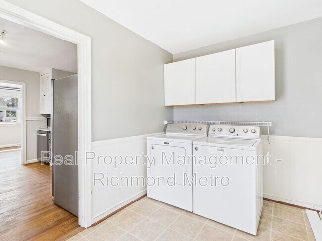 Building Photo - 2306 Kent St