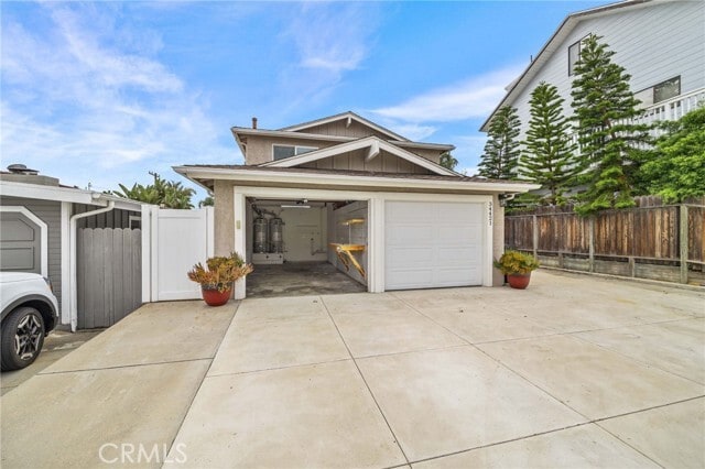 Building Photo - 34421 Via Espinoza