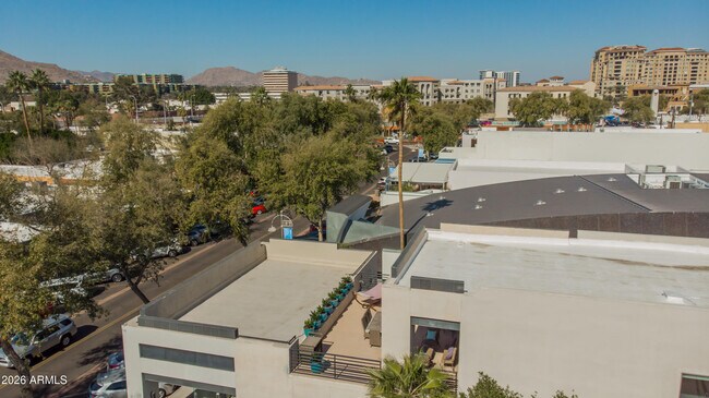 Building Photo - 4201 N Marshall Way