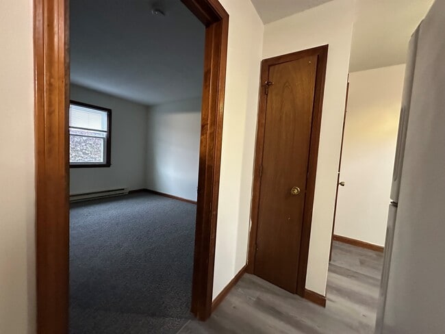 Building Photo - Center Court Apartments