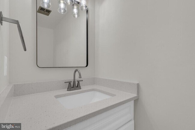 Building Photo - 3046 Talking Rock Dr