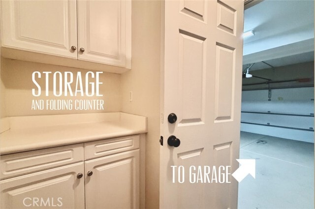 Building Photo - 2566 Pearblossom St