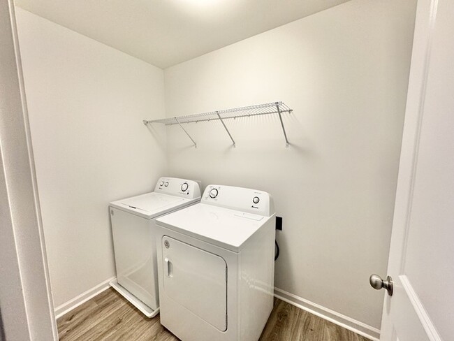 Building Photo - Beautiful Paired Home minutes from I-85 3br 2.5 ba with 2 car garage