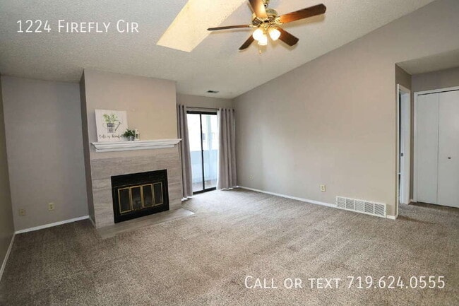 Building Photo - 1224 Firefly Cir