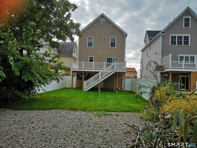 Building Photo - 130 Merwin Ave