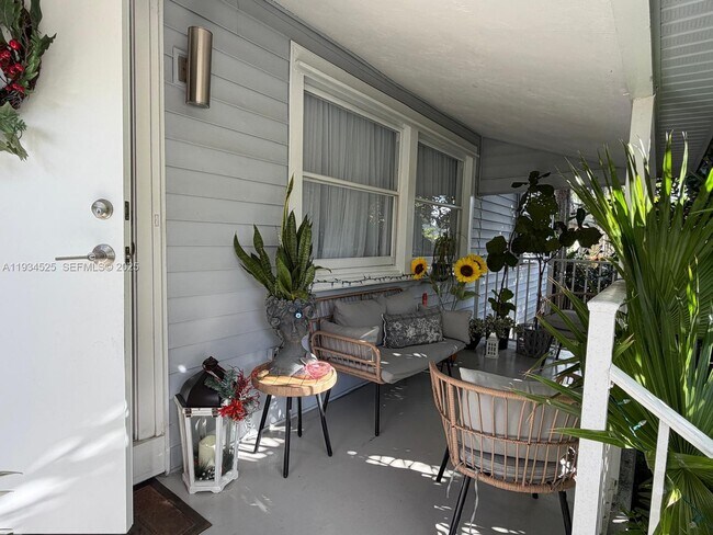 Building Photo - 441 NE 110th Terrace