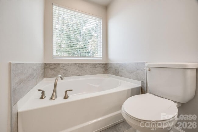 Building Photo - 1351 Southern Sugar Dr