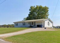 Building Photo - 2805 Rhodelia Rd