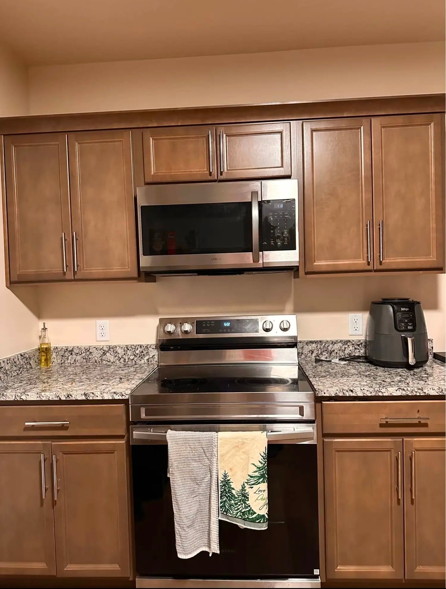 Building Photo - 5361 N Orville St