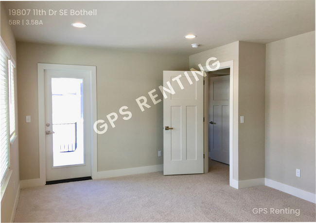 Building Photo - 19807 11th Dr SE