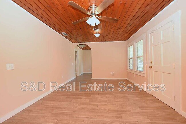 Building Photo - 4629 Old Rd 37