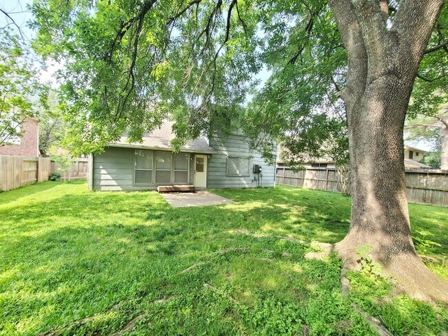 Building Photo - 21435 Park Mill Ln