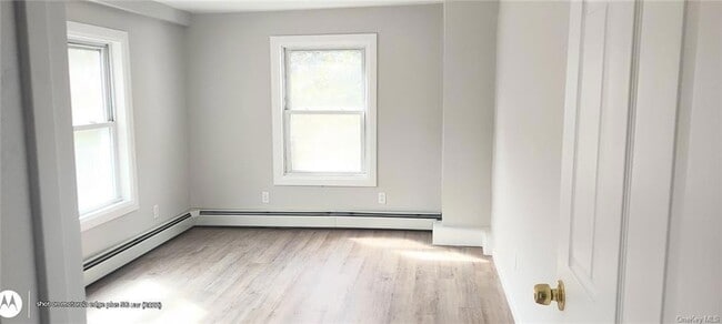 Building Photo - 47 E Main St