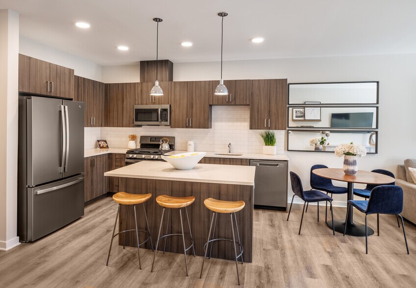 CENTURION IRONBOUND 4250 Vesey St Newark NJ 07105 Apartment Finder