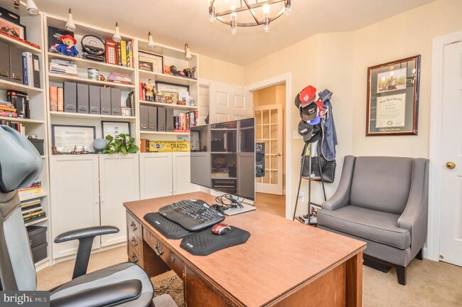 Building Photo - 6242 Levi Ct