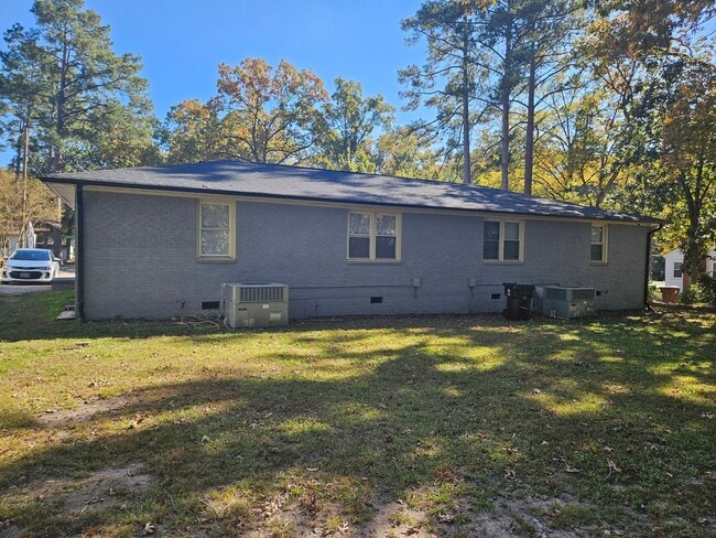 Building Photo - 538 W Weatherspoon St