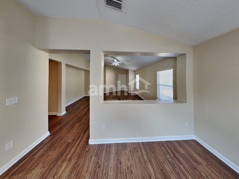 Building Photo - 284 Brantley Harbor Dr