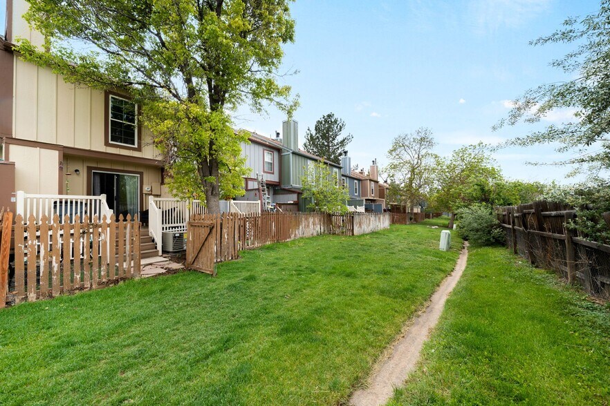 Building Photo - 11995 E Kepner Dr