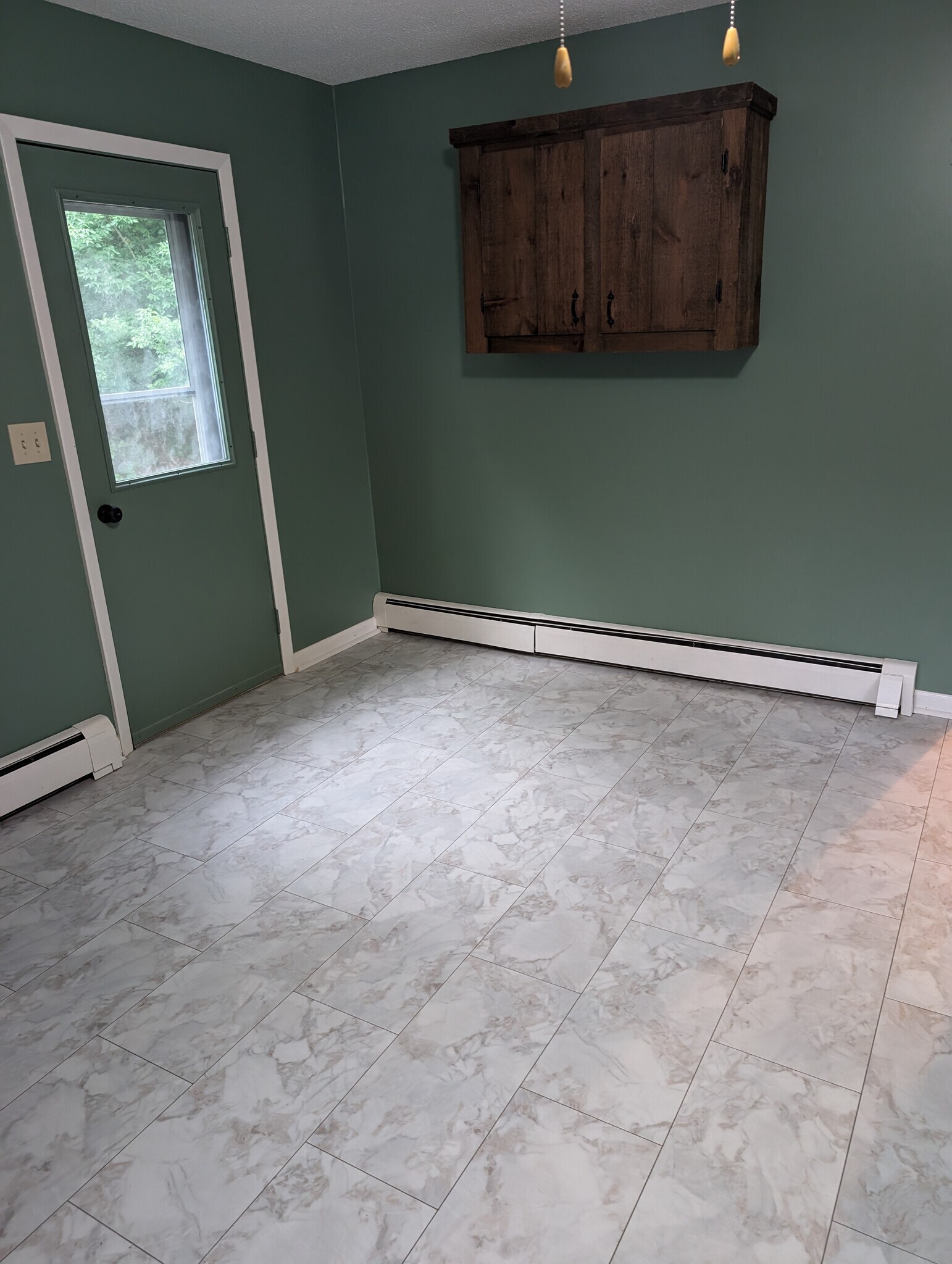Dining area with door to back deck - 37 Sangamon Rd