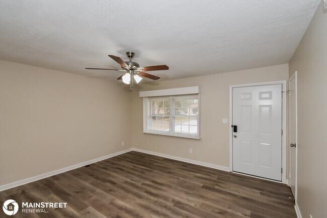 Building Photo - 3190 FERN VALLEY DR SW, MARIETTA, GA 30008