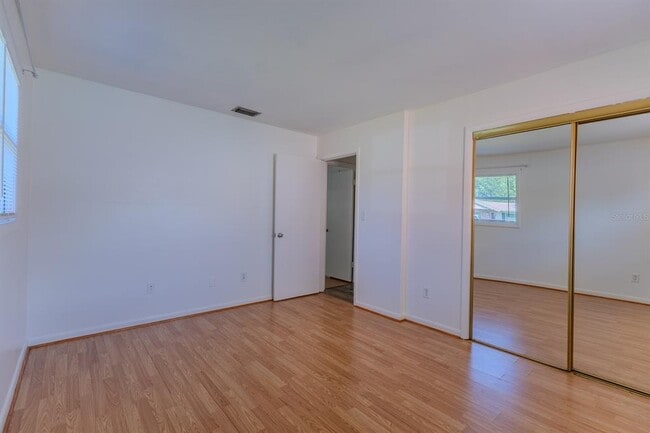 Building Photo - 212 Tennessee Ave