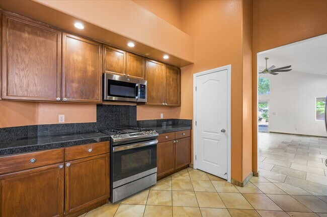 Building Photo - Welcome Home to this awesome 4 Bedroom Home