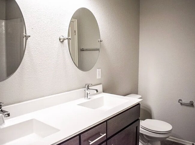Building Photo - Your new home in Stone Horse is waiting for you! Come see this beautiful 3 bedroom, 2 bath home!