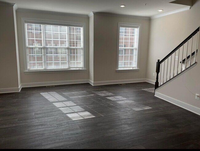 Building Photo - 7197 McHenry Pl