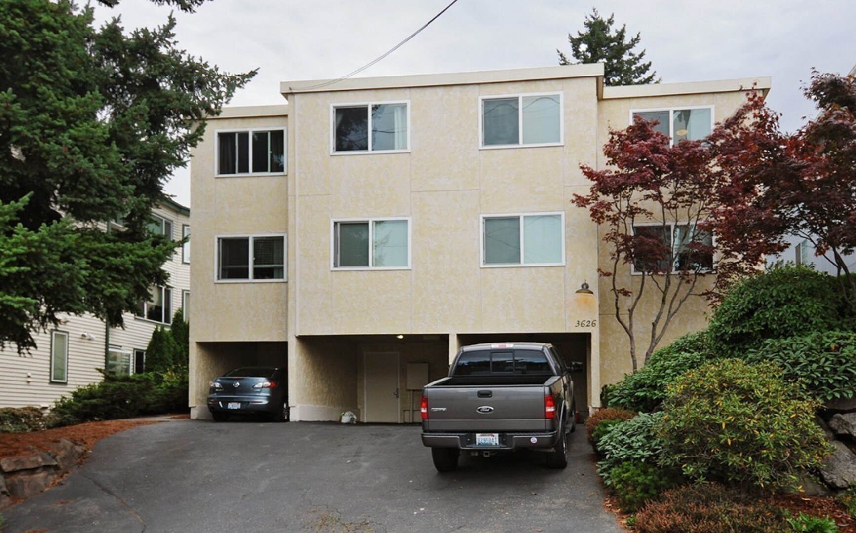 Building Photo - 3626 14th Ave W