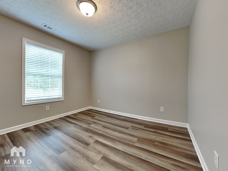 Building Photo - 158 Mcarthur Dr