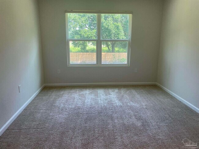 Building Photo - 5241 Peach Dr