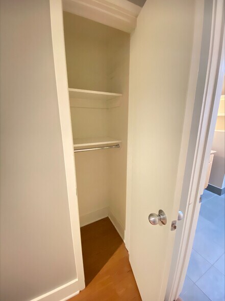 Linen Closet - 314 N Broadway