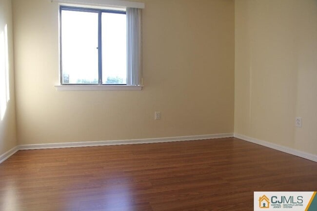 Building Photo - 9006 Tamarron Dr