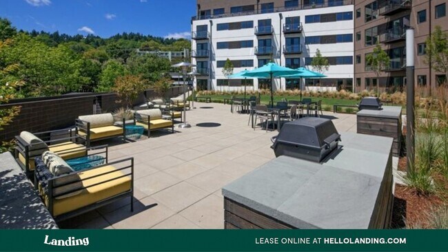 Building Photo - 4949 S Landing Dr