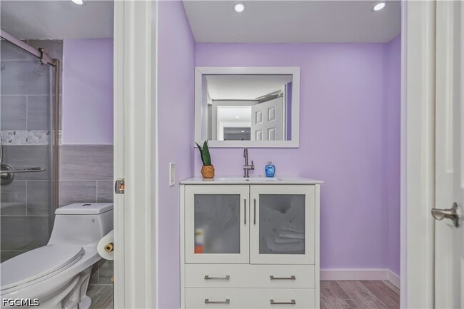 Building Photo - 1900 Clifford St