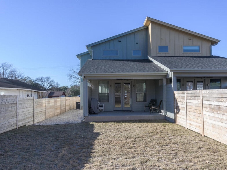 Building Photo - 503 Kemp St