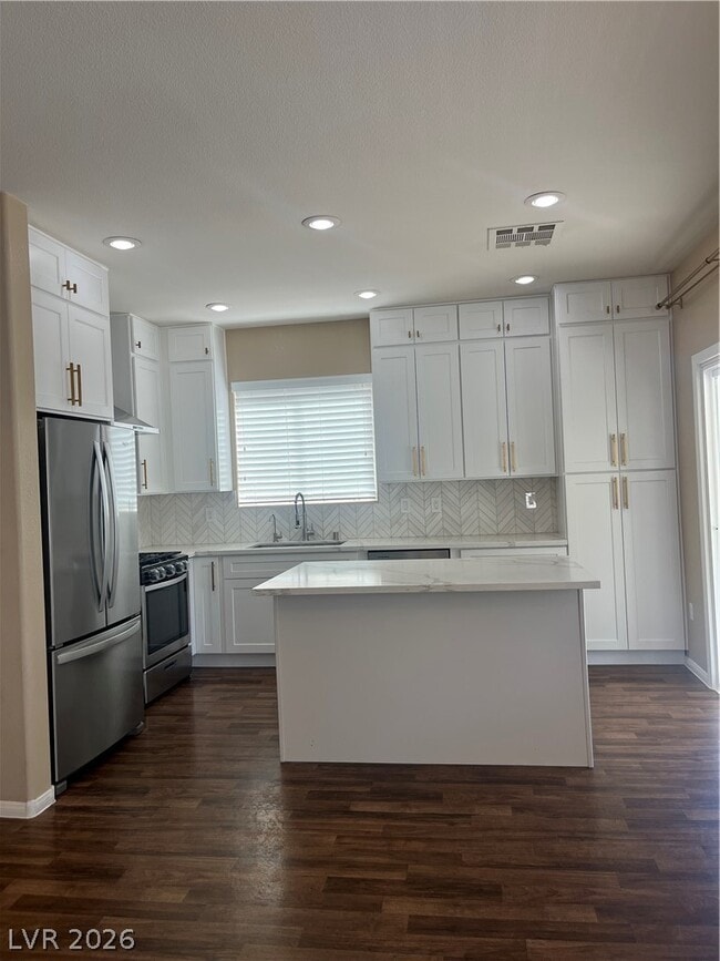 Building Photo - 7725 Littondale St