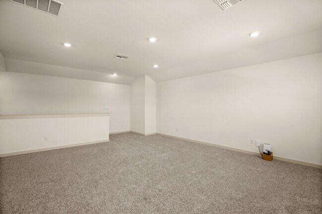 Building Photo - 227 Lavaca River Ln