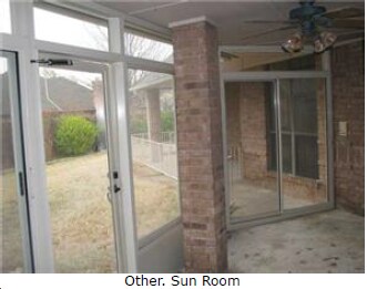 Building Photo - 2509 SW 124th St