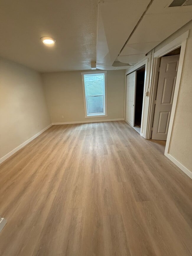 Building Photo - Remodelled Home on Dry Canyon