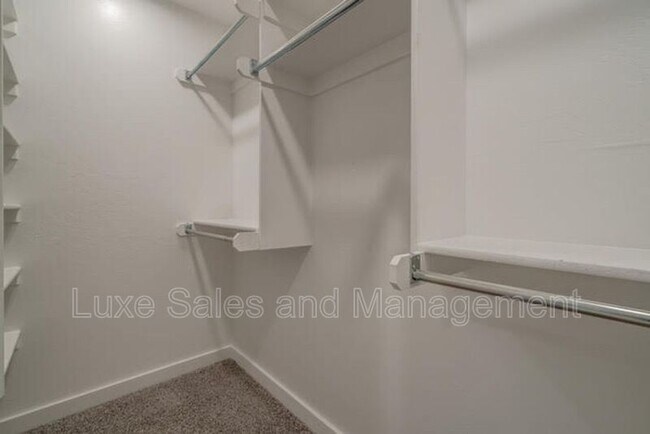 Building Photo - 7901 NW 135th Terrace
