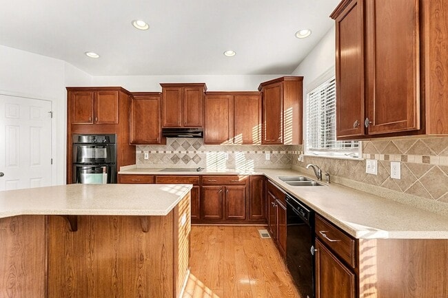 Building Photo - 8816 Caswick Ct